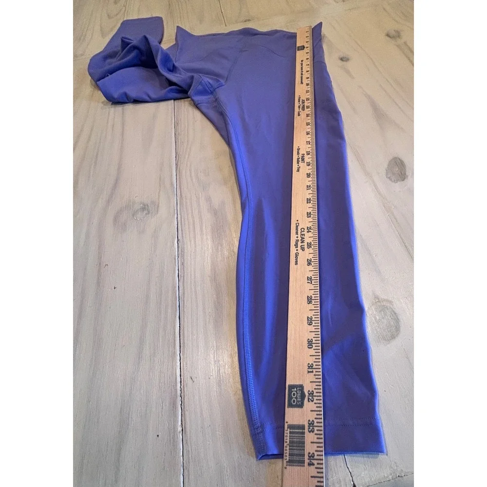 Lululemon Purple High Rise 7/8 Crop Leggings with Side Pockets Womens Size 8